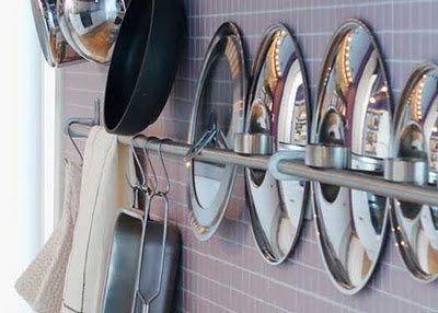 Pottery Barn Kitchen on Pottery Barn Stainless Steel Kitchen Accessories   Has Lots Of